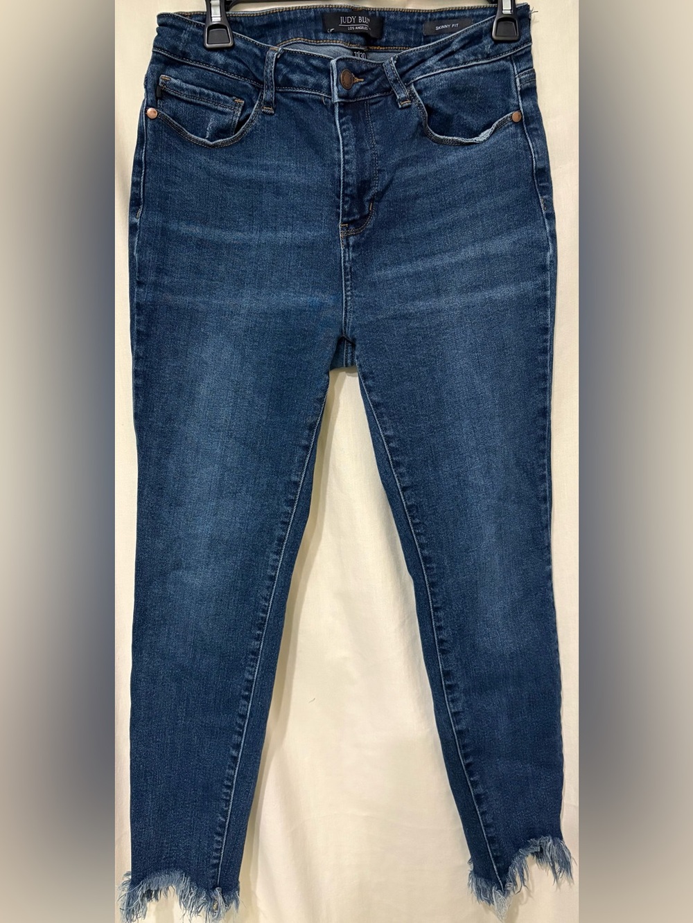 Judy Blue Medium-Dark Blue High-Rise Skinny Jeans with Frayed Hem